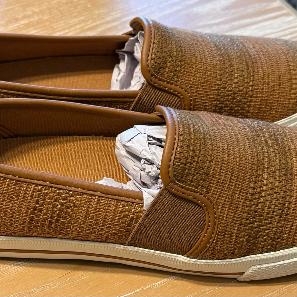 Lauren women’s Jinny slip on